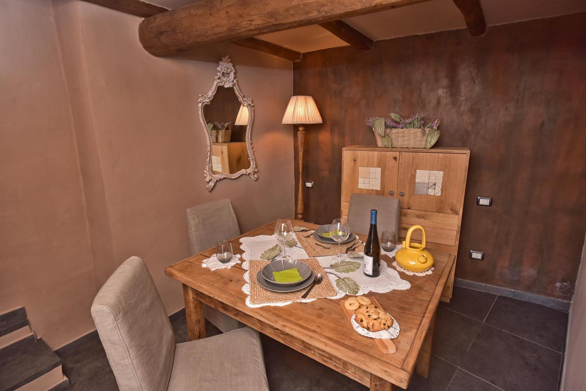 Casa Vacanze Tra I Monti E San Martino Biassa 外观 照片